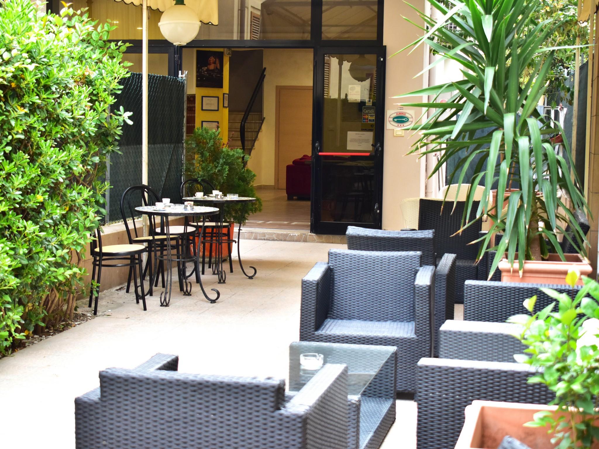Hotel New Happy Rimini Bagian luar foto