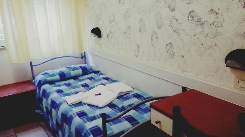 Hotel New Happy Rimini Bagian luar foto