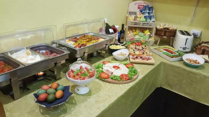 Hotel New Happy Rimini Bagian luar foto