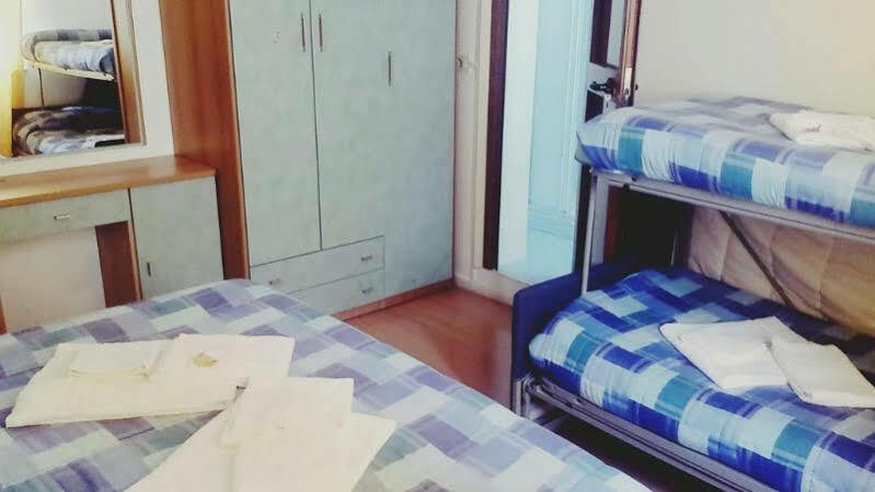 Hotel New Happy Rimini Bagian luar foto